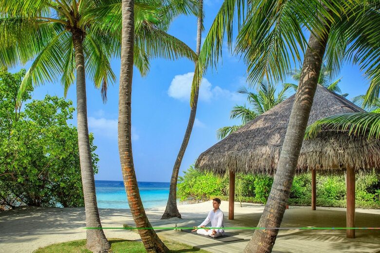 Hotel Dusit Thani Maldives