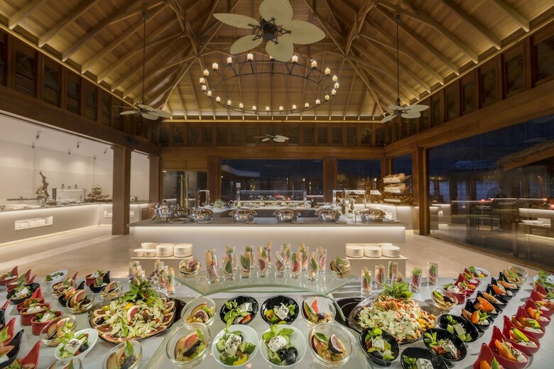 Hotel Dusit Thani Maldives