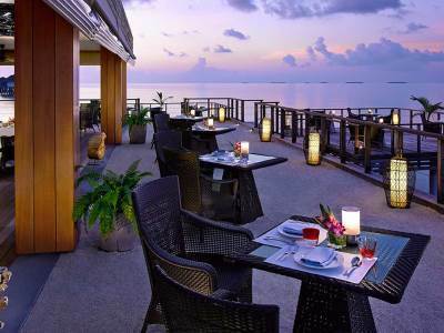 Hotel Dusit Thani Maldives
