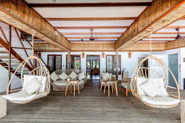 Hotel Reethi Beach Resort