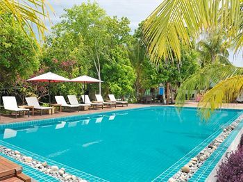Hotel Eriyadu Island Resort