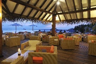 Hotel Eriyadu Island Resort