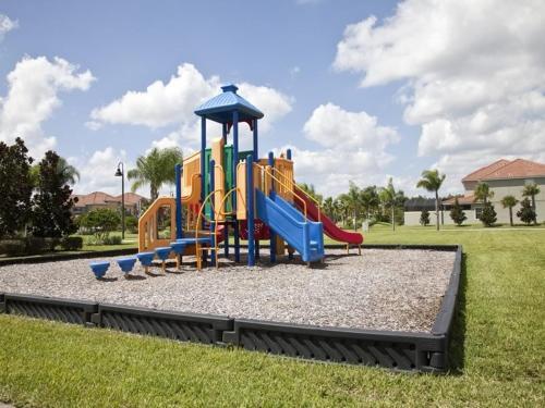 Lovely Paradise Palms 4 Bed 3 Bath Town Home