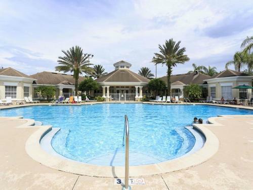 8164 Fan Palm Resort