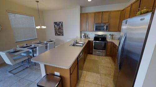Aco Bella Vida Resort 4 Bedroom Townhome With Pool (1608)