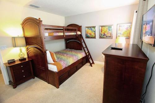Luxury 5 Bedroom Pool Home In Paradise Palms Resort