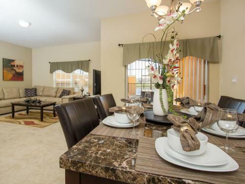 Villa Candy Palm Townhome 8851