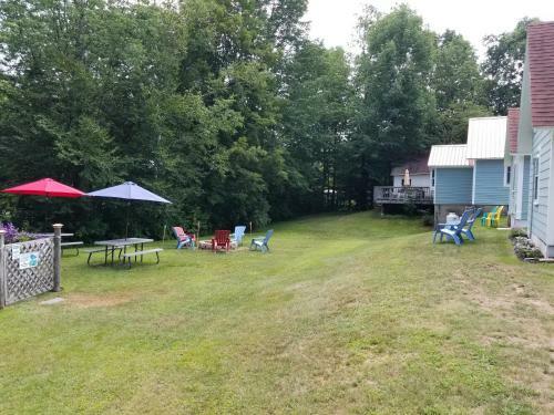 White Mountain Motel And Cottages