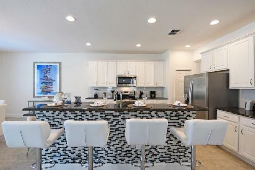 Three Worlds Mobile Home Resort Villa Sleeps 12