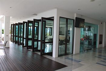 Hotel Grand Hill Residence