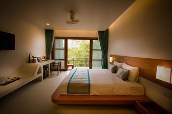 Hotel Montalay Beach Resort Koh Tao
