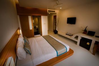 Hotel Montalay Beach Resort Koh Tao