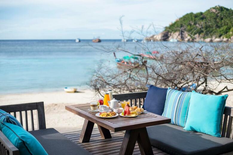 Hotel Haadtien Beach Resort