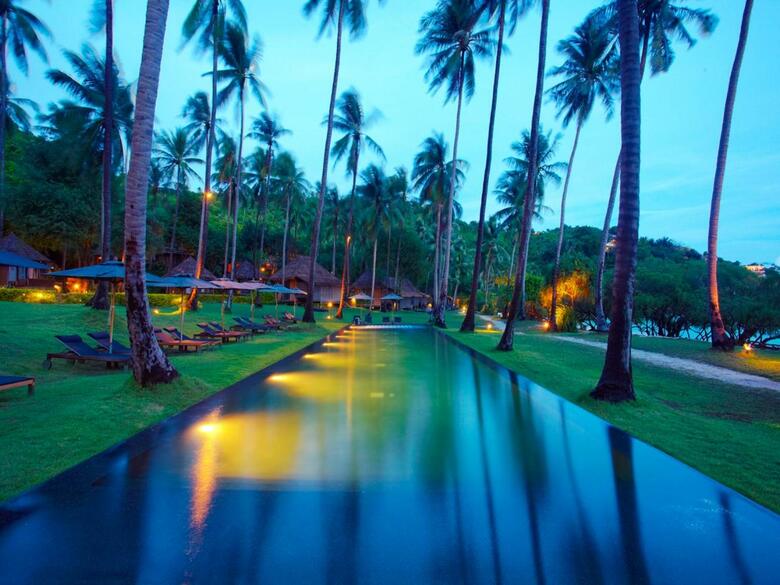 Hotel Haadtien Beach Resort