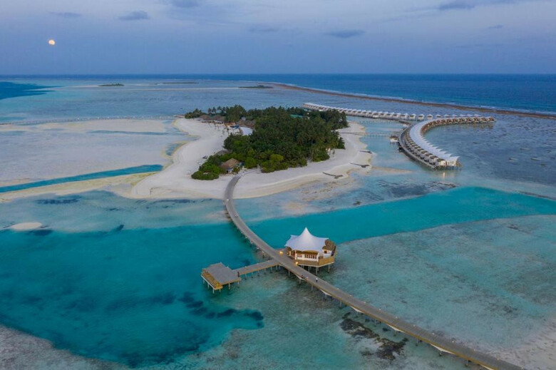 Hotel Cinnamon Hakuraa Huraa Maldives