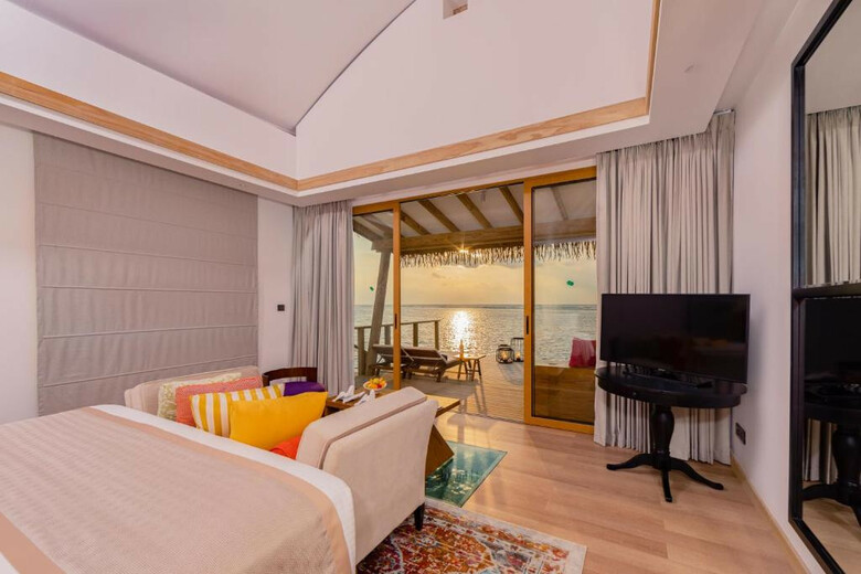Hotel Cinnamon Hakuraa Huraa Maldives