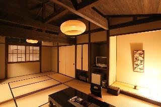 Hotel Yufuin Ryoan Wazanho