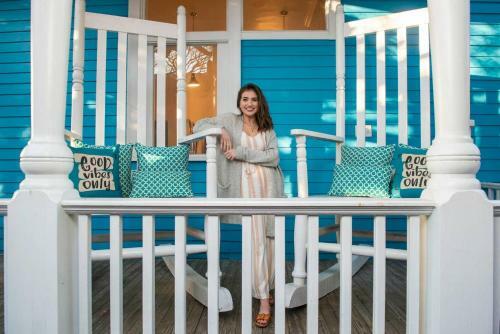Apartamentos 5 Br - Sleeps 8! Steps From Bourbon Street!