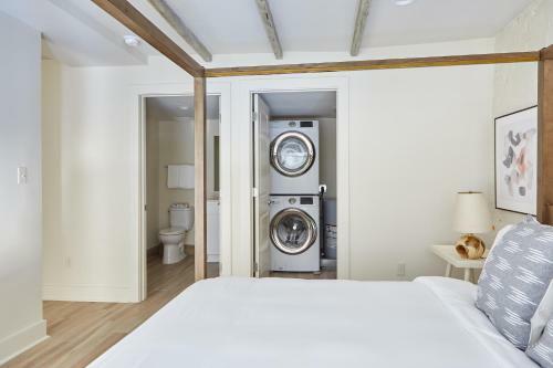 Sonder ? The Esplanade