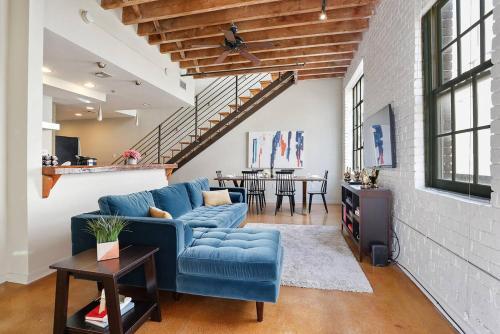 Apartamento Three-bedroom, Two-bath Industrial Apt In Nola C.b.d.