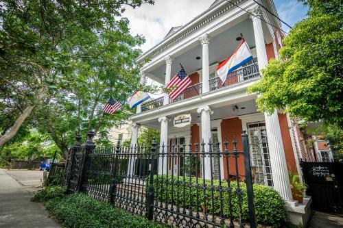 Hotel Rathbone Mansions New Orleans