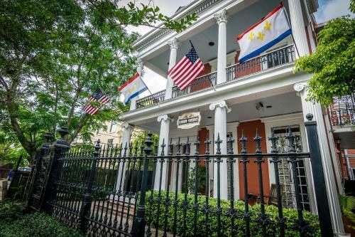 Hotel Rathbone Mansions New Orleans