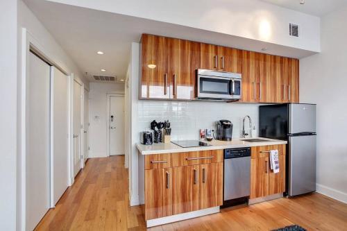 Apartamento Posh Downtown Studio, Rooftop Pool, 24hr Guard