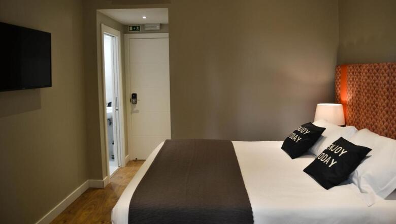 Bed & Breakfast Bairro Alto Suites
