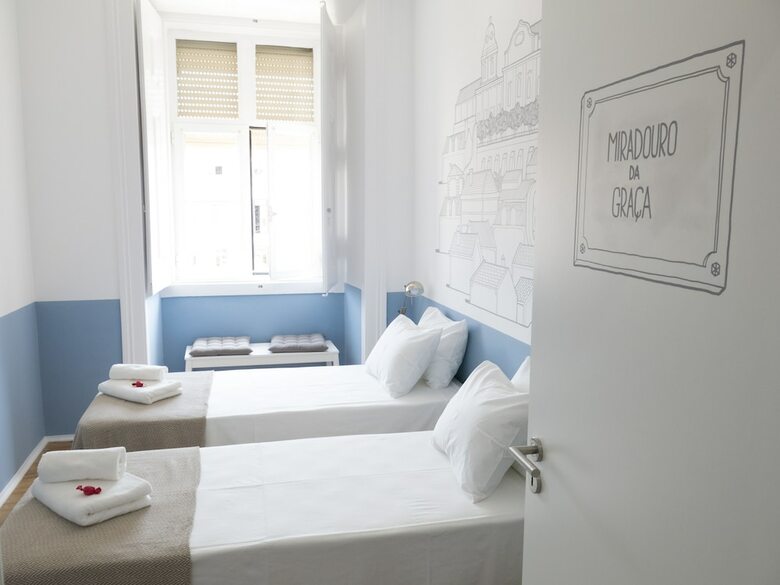 Hostal Lisbon Check-in Guesthouse