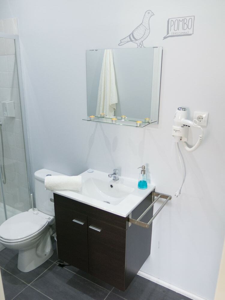 Hostal Lisbon Check-in Guesthouse