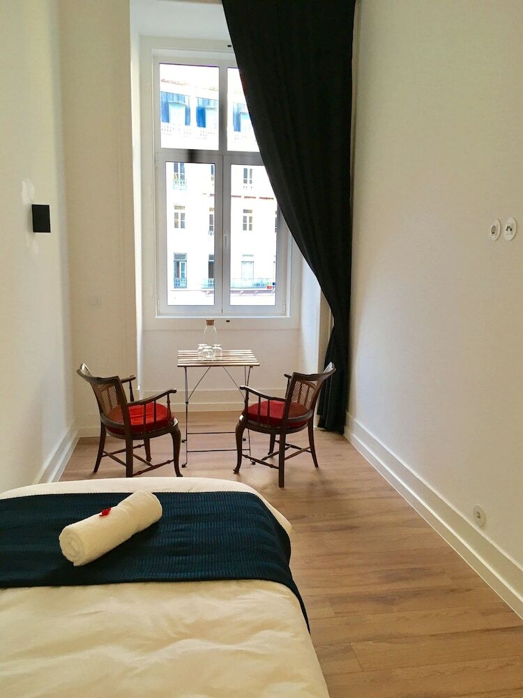 Hostal Lisbon Check-in Guesthouse