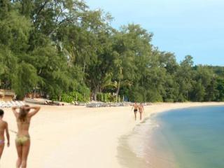 Hotel Paradise Island Estate