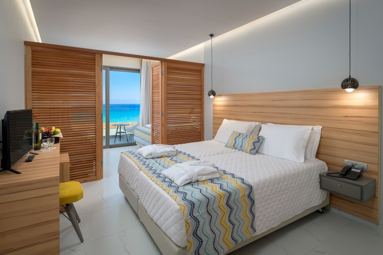Hotel Avra Beach