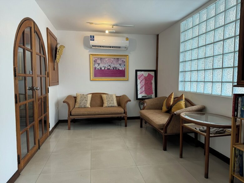Hotel Jl Bangkok