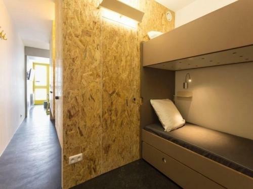 Apartment Varet 3