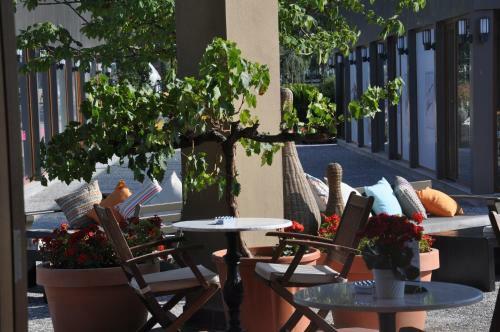 7 Rooms Boutique Hotel