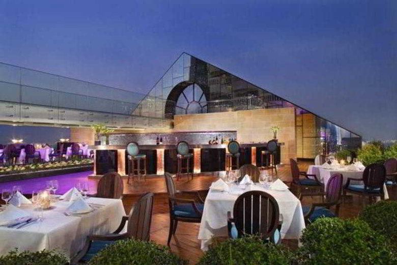 Hotel Tower Club At Lebua