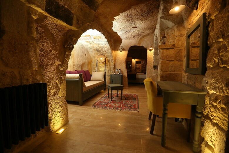 Hotel Acropolis Cave Suite