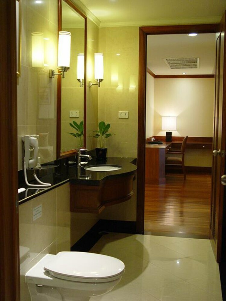 Rama Gardens Hotel Bangkok