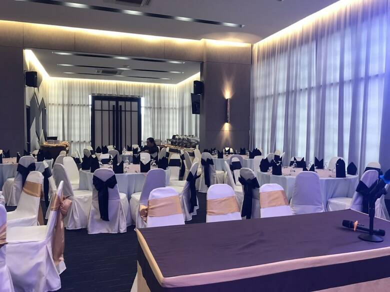 Hotel The Riche Boutique