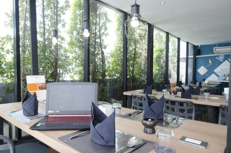 Hotel The Riche Boutique