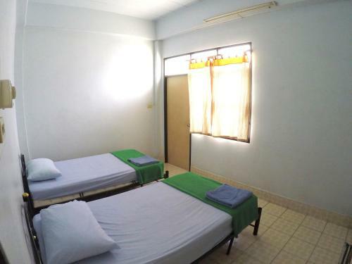 Hostal Fame Guesthouse