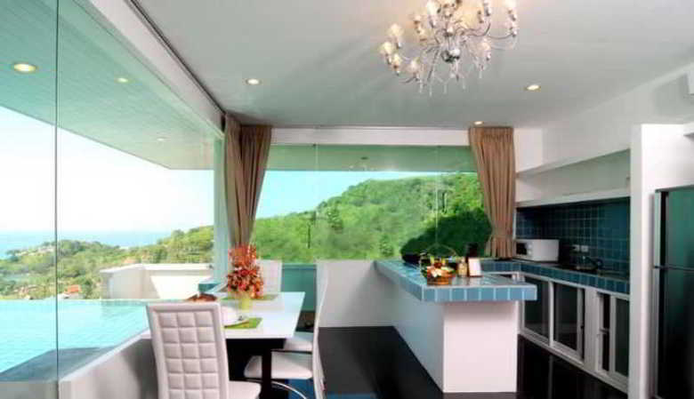 Hotel Grand Bleu Ocean View Pool Suite