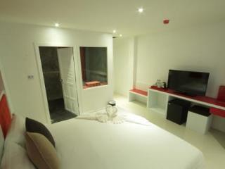 Nara Grandeur Hotel Patong