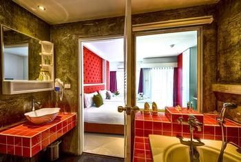 Nara Grandeur Hotel Patong