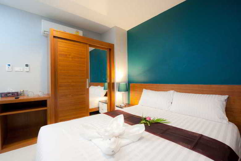 Rama Kata Beach Hotel