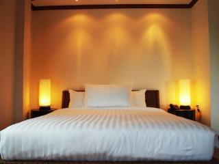 Hotel The Chalet Phuket Resort