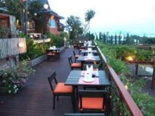 Hotel The Chalet Phuket Resort