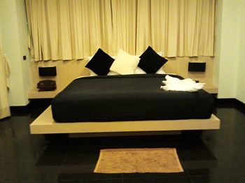 Aparthotel Baan Karon View Apartment