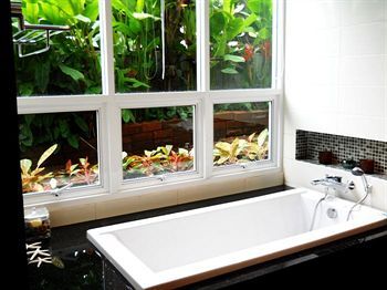 Aparthotel Baan Karon View Apartment